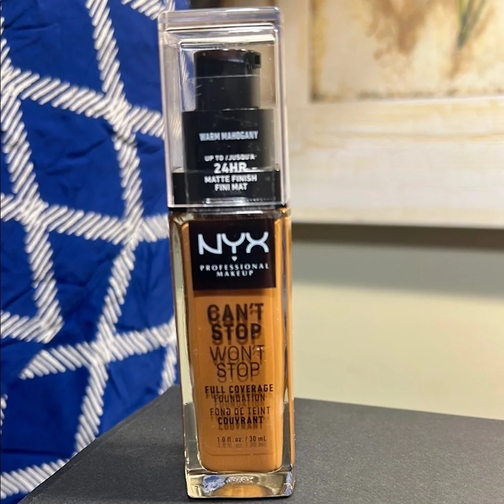 NYX Can't Stop Won't Stop Foundation - Warm Mahogany - Picture 2 of 4